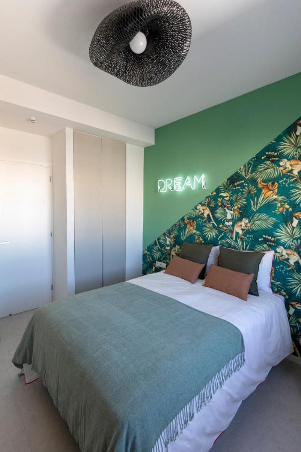 Modern 4Bd Apt Near Piraeus Port-Ath-15 Min Walk-Pirasmus Residencies Экстерьер фото