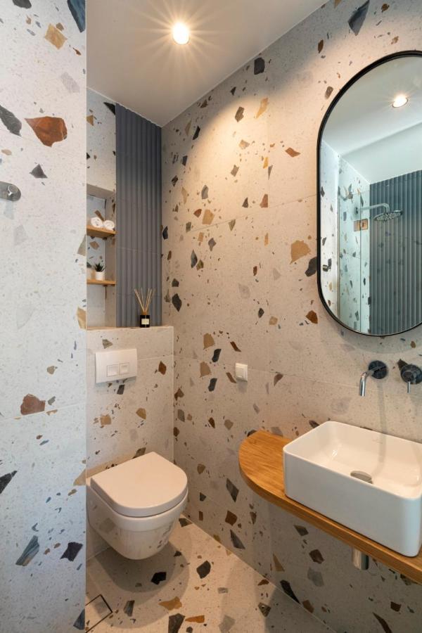 Modern 4Bd Apt Near Piraeus Port-Ath-15 Min Walk-Pirasmus Residencies Экстерьер фото